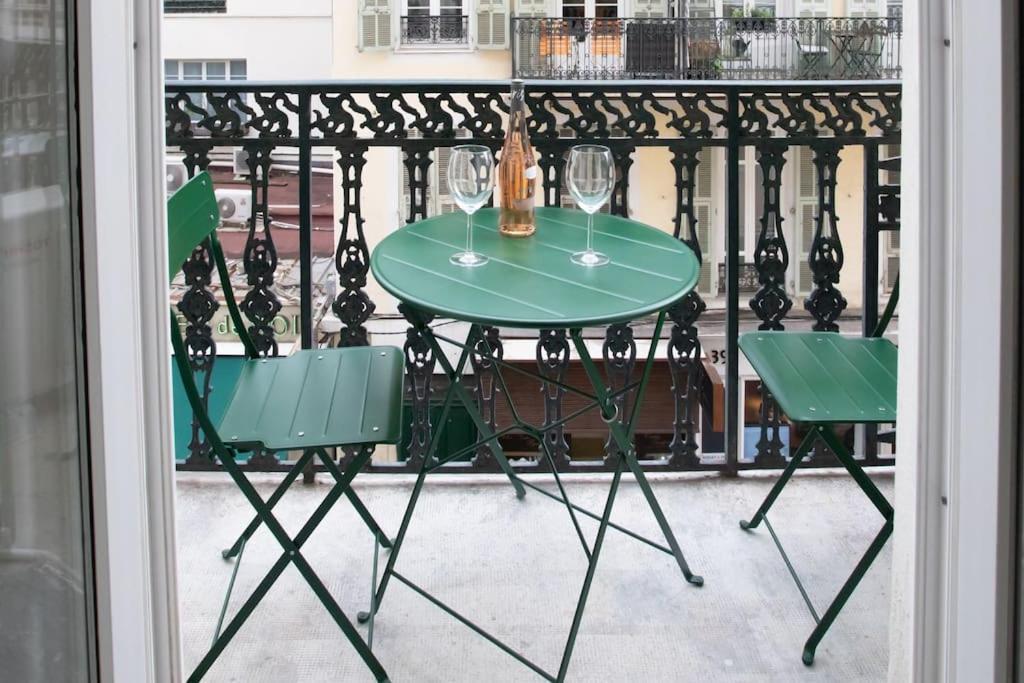 Apartamento L37 F1 2 Min De La Balcon & Clim *