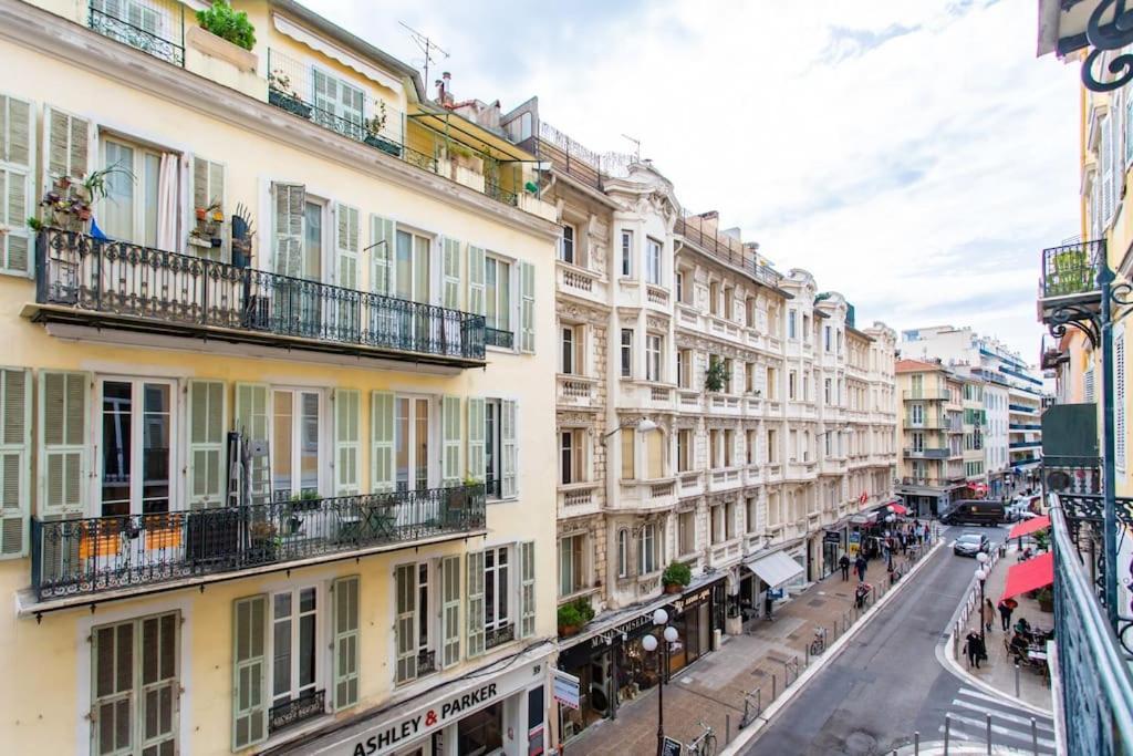 Apartamento L37 F1 2 Min De La Balcon & Clim *